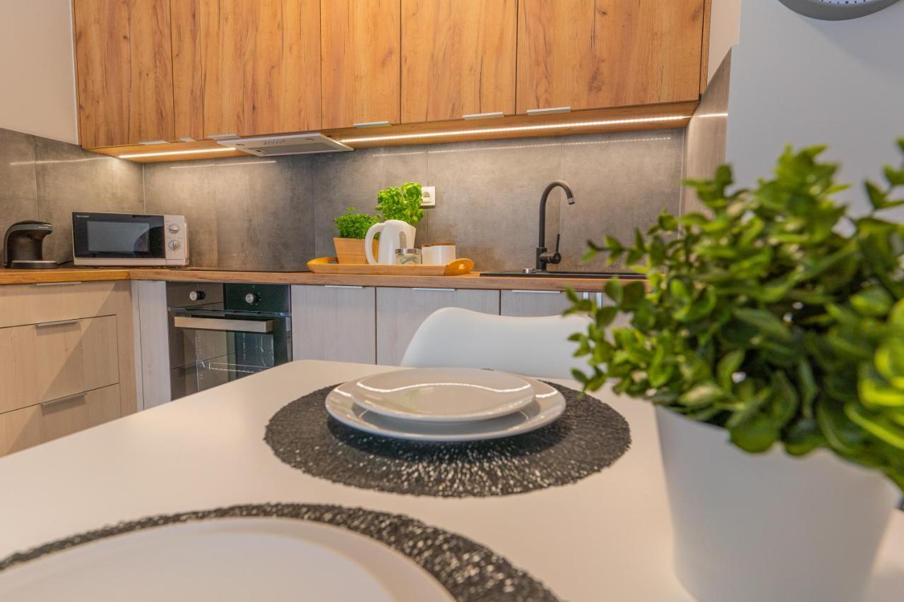 Apartamenty Homely Place Blisko Starego Rynku - Parking Poznaň Exteriér fotografie