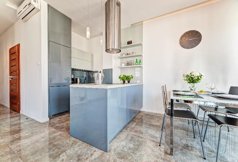 Apartamenty Homely Place Blisko Starego Rynku - Parking Poznaň Exteriér fotografie